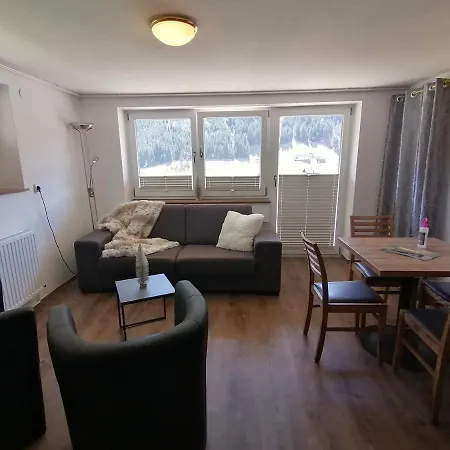 Schoeneben Apartment