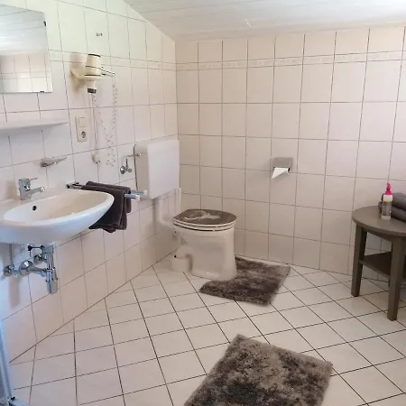 Schoeneben Apartment *