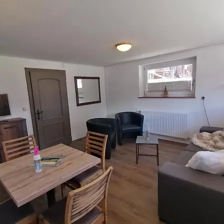 Schoeneben Apartment